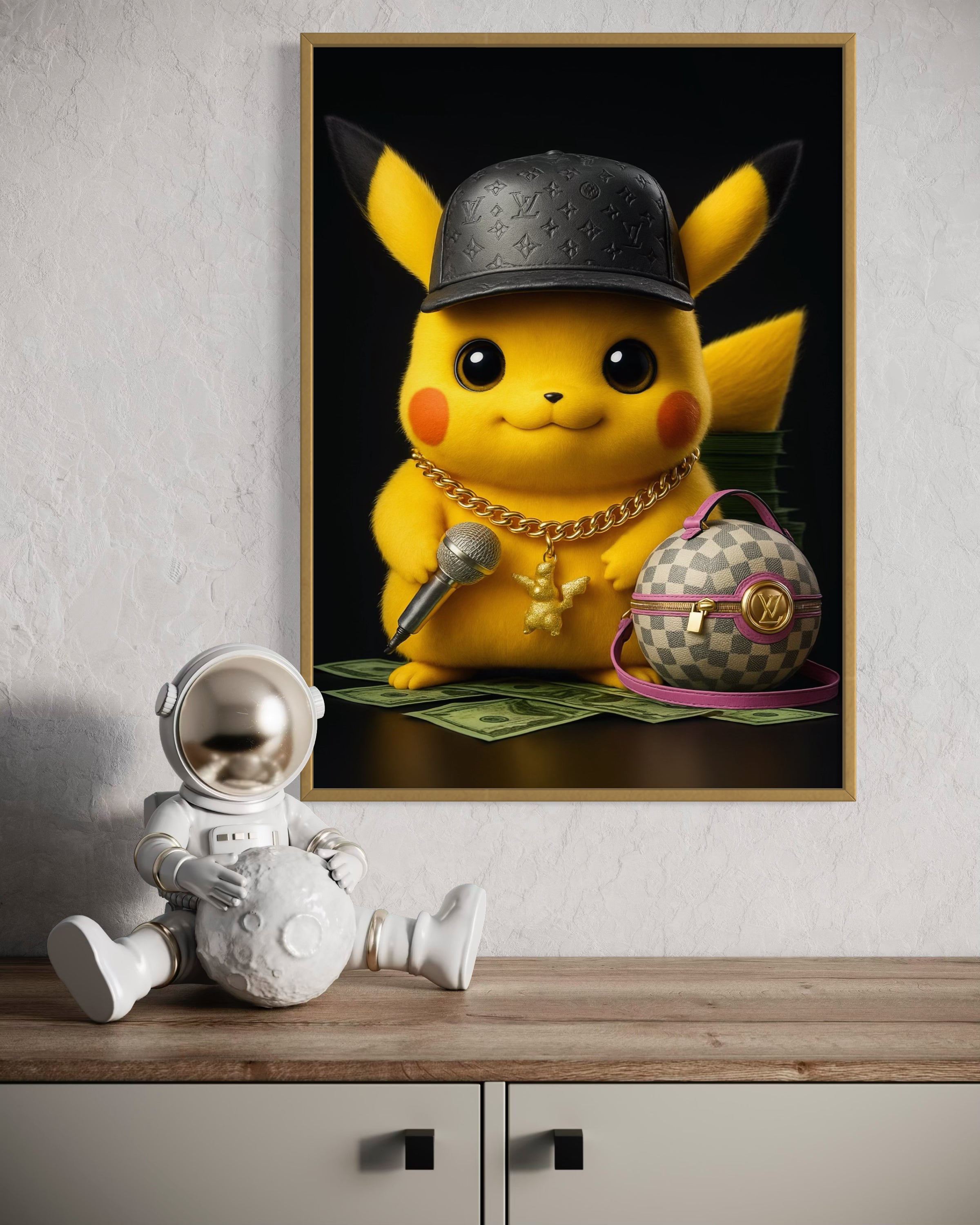 Pikachu Pop con cappellino nero e collana, telaio oro