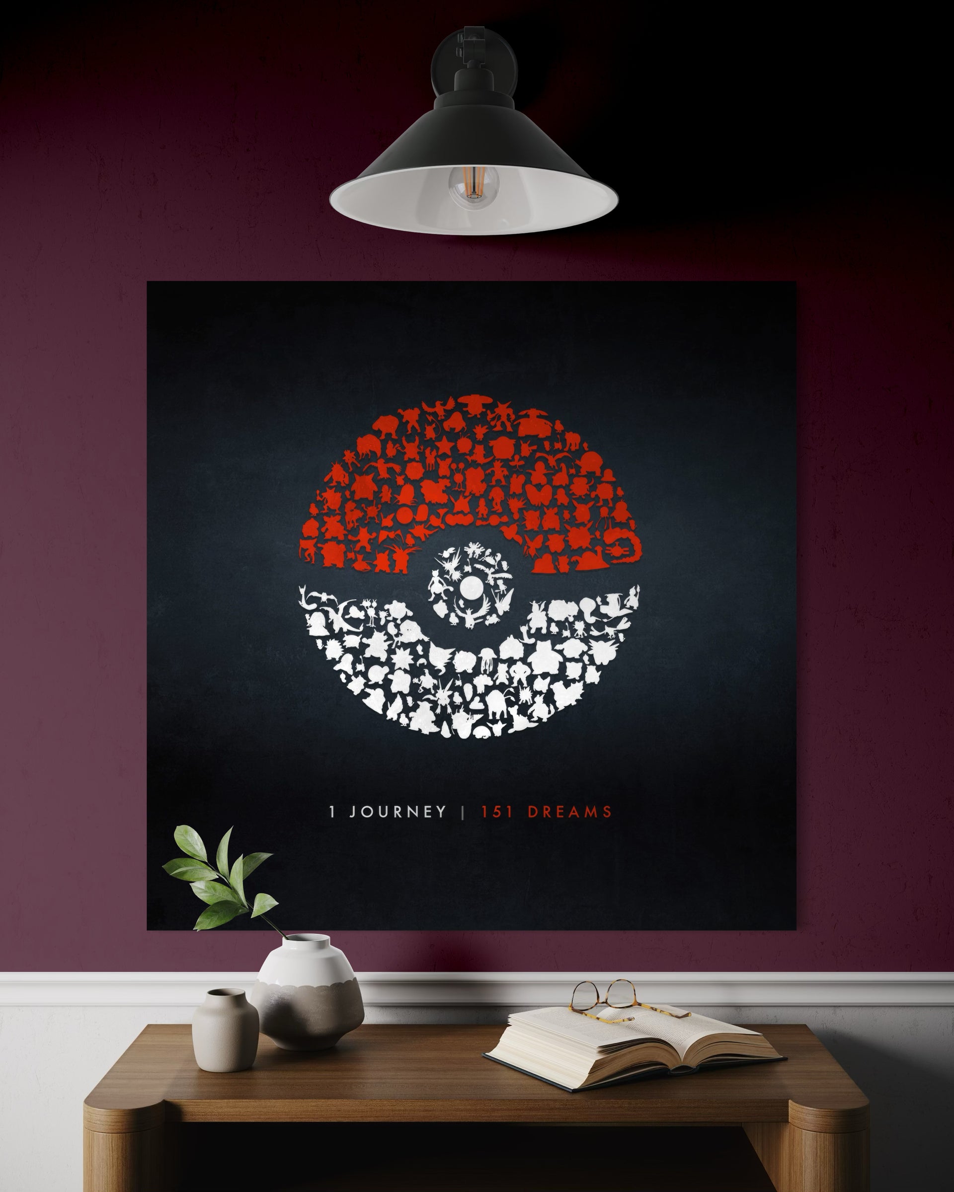 Stampa quadrata Pokeball 151 con grafica rossa e bianca su sfondo scuro