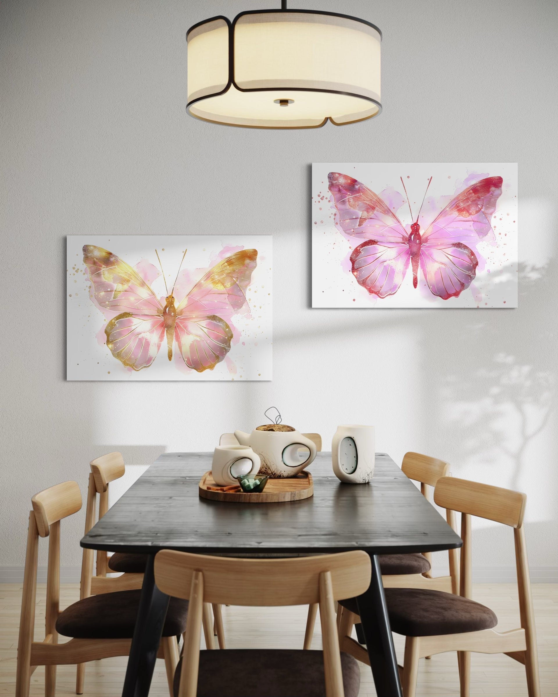 Set farfalle: due stampe con farfalle rosa e viola in cornici scure