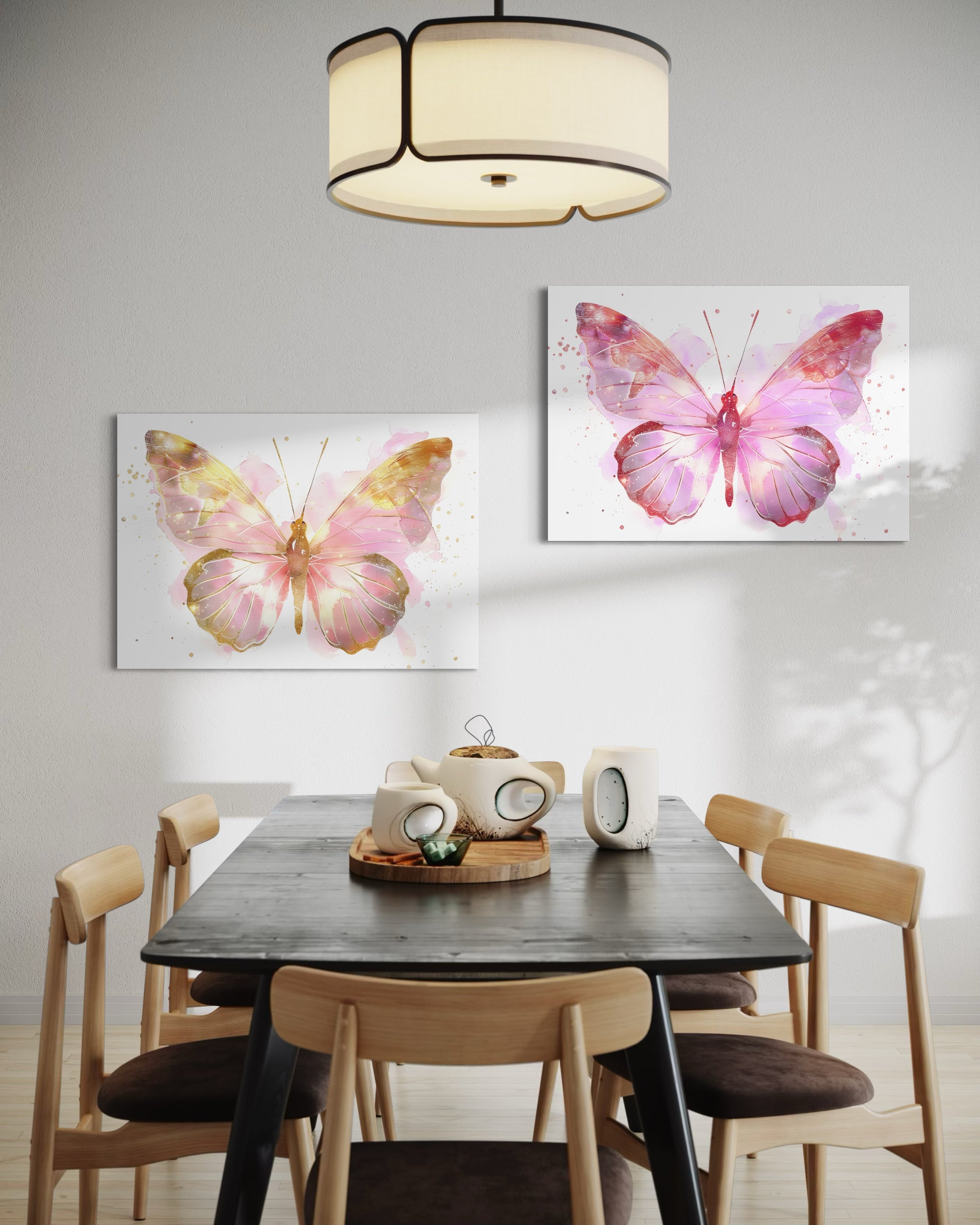Set farfalle: due stampe con farfalle rosa e viola in cornici scure