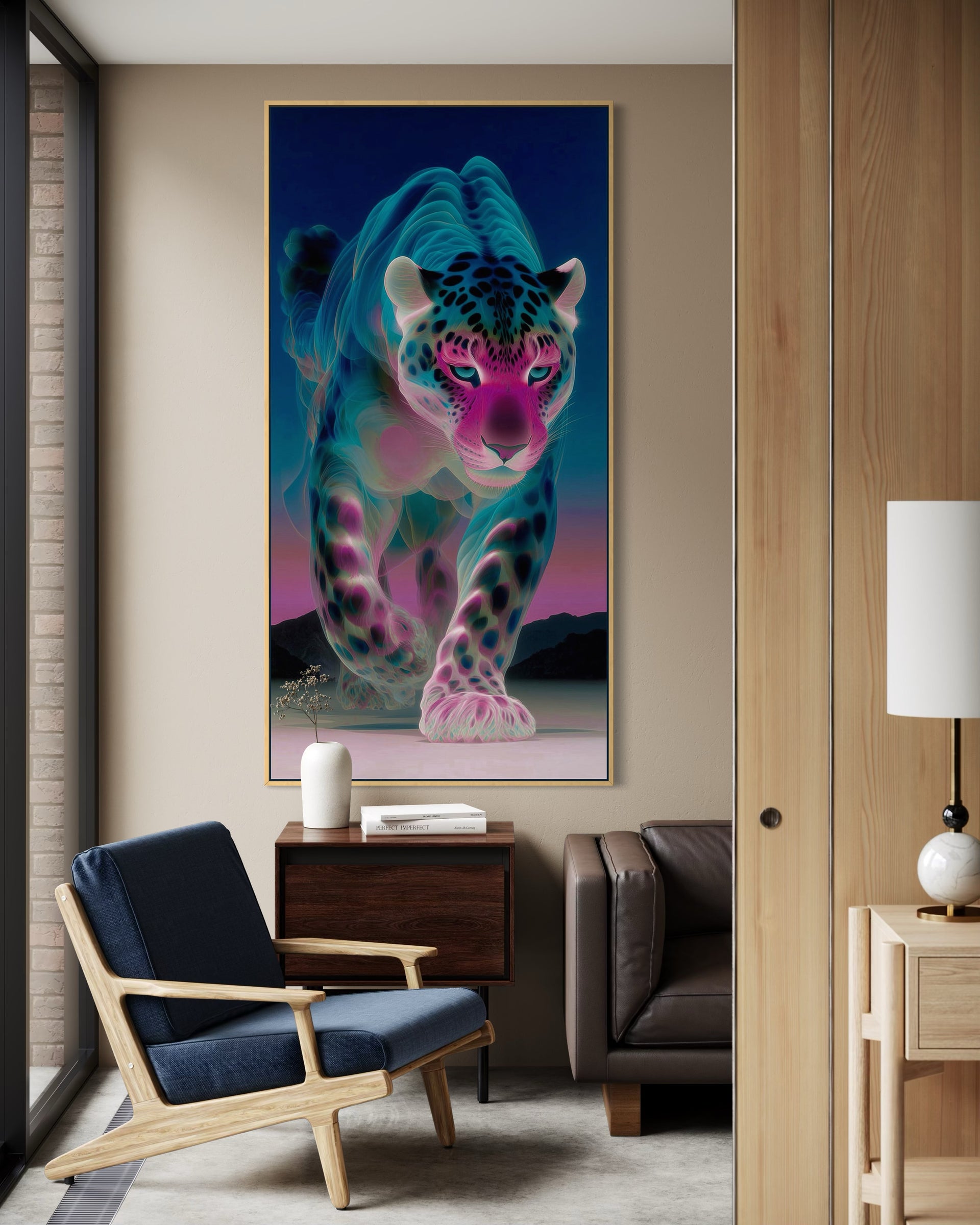 Passo leggero, leopardo multicolore con toni rosa in cornice