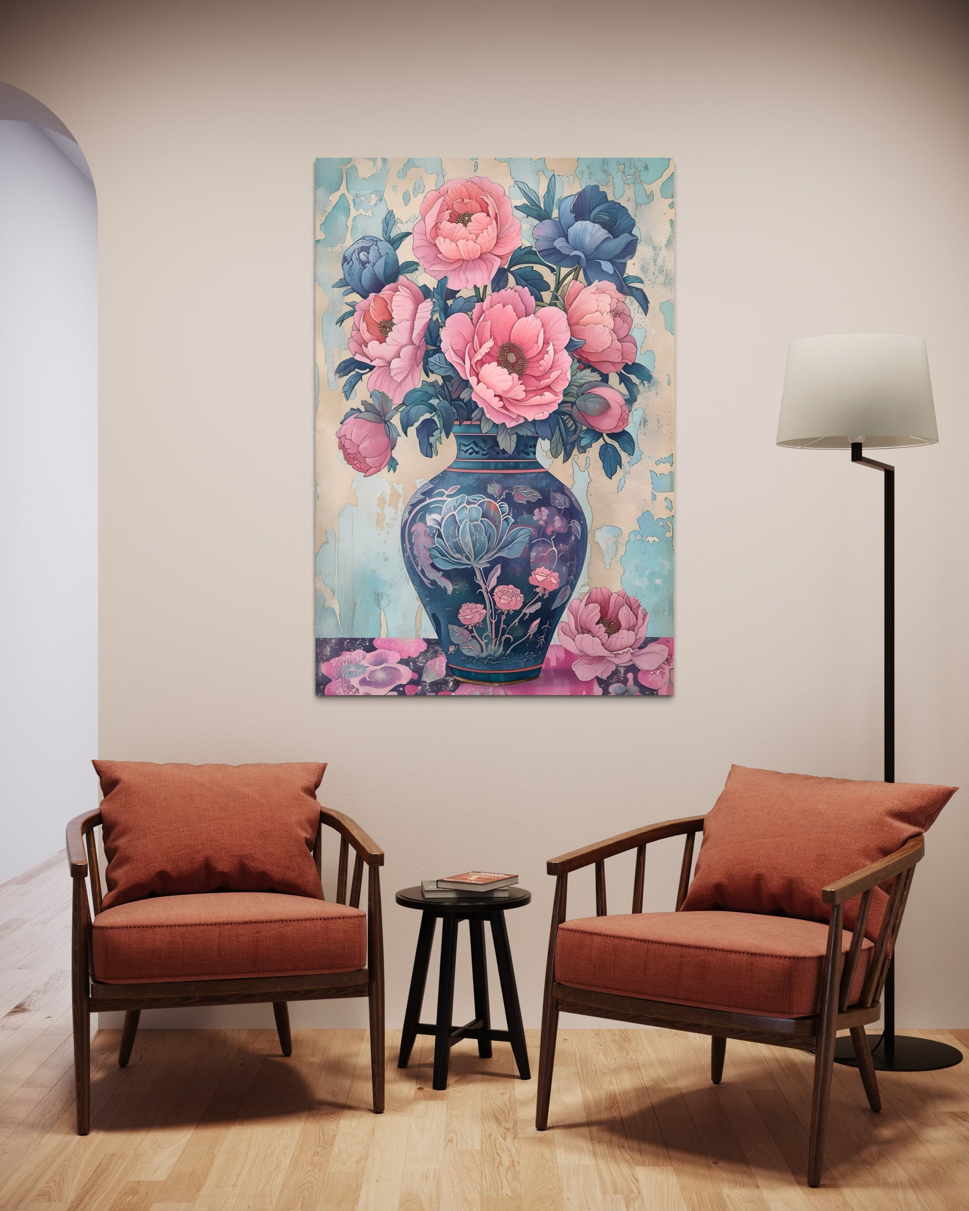Vaso floreale in stile decorativo, fiori rosa e blu con cornice chiara