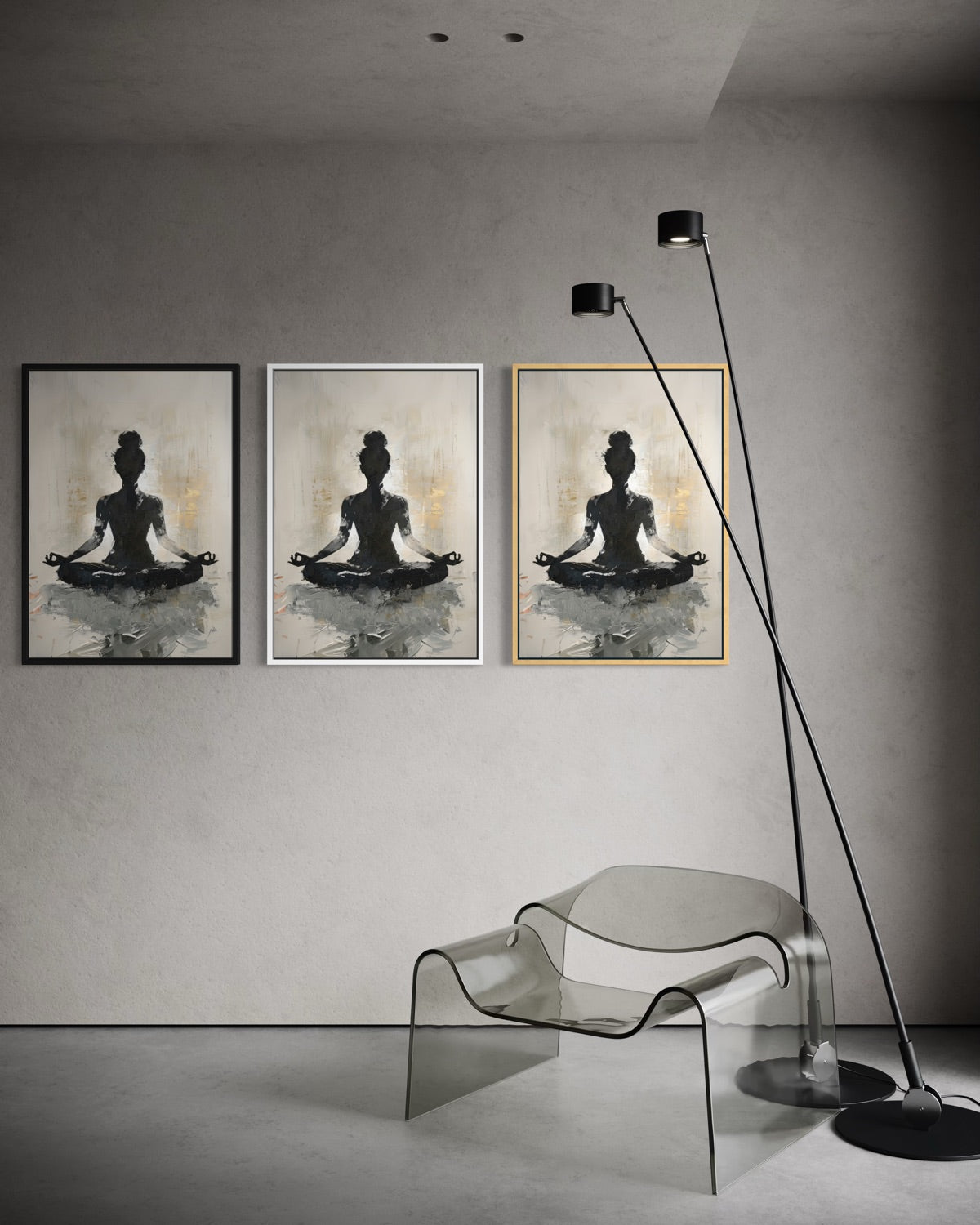 Trittico di stampe incorniciate con figura in meditazione seduta, cornici nere e oro