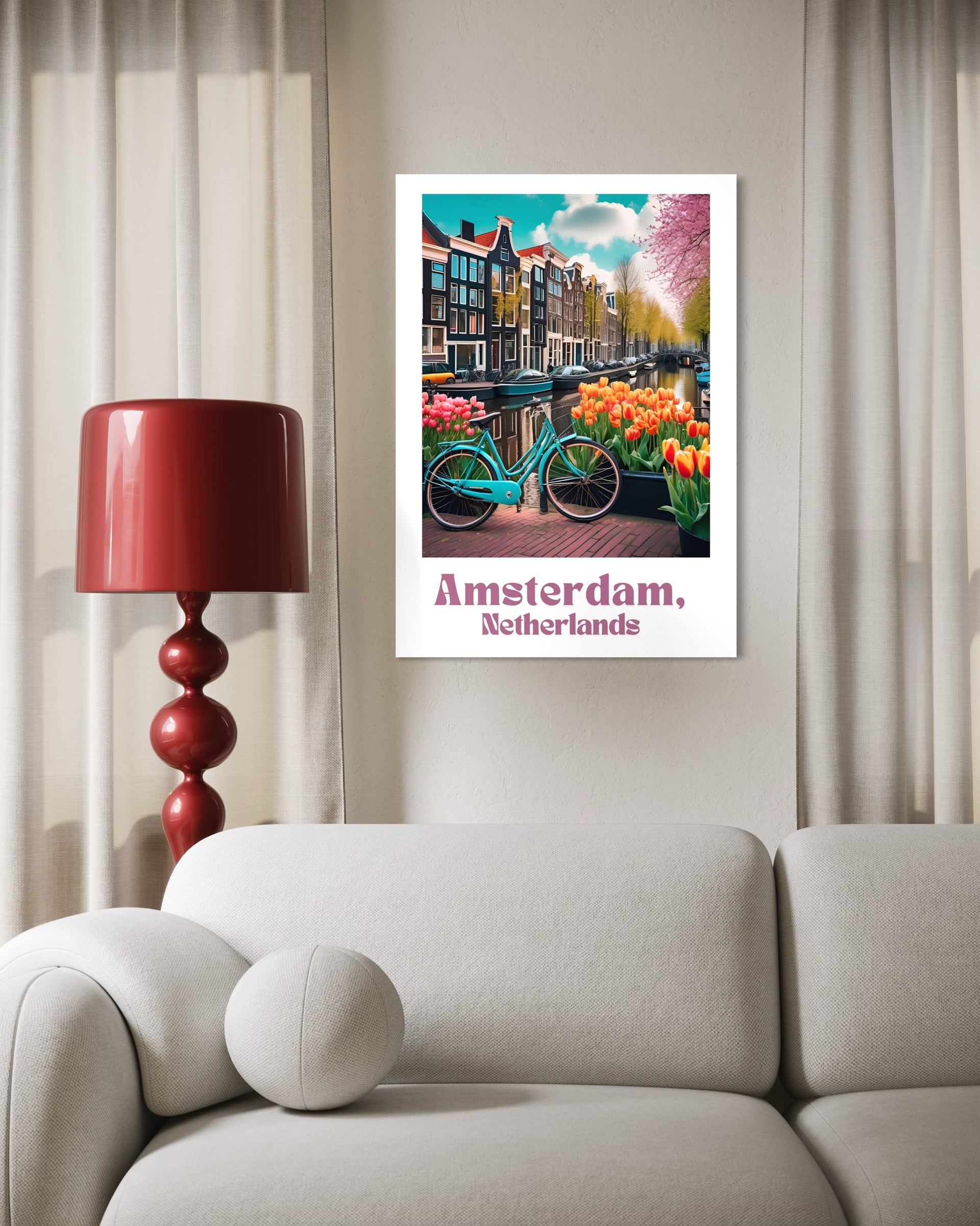 Stampa incorniciata Amsterdam flower con bici azzurra e tulipani, scritta Amsterdam Netherlands.