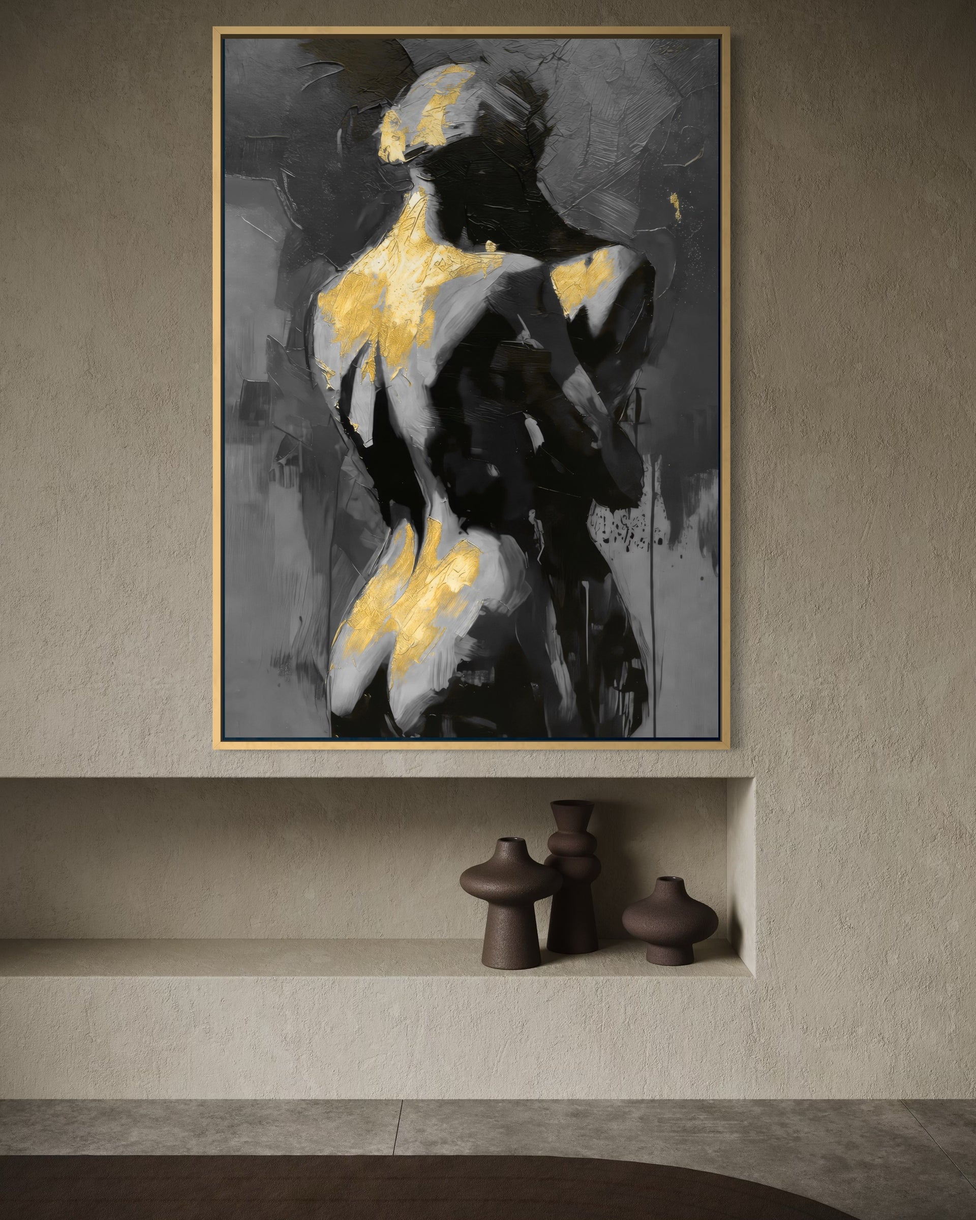 Emozioni Incise: quadro astratto donna, nero e giallo, cornice oro.
