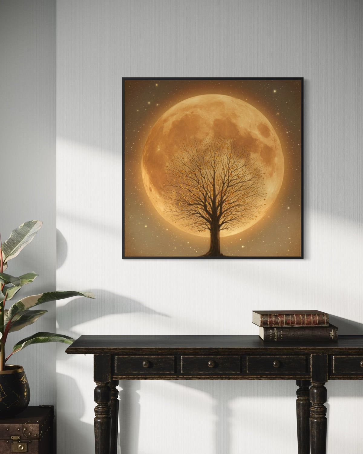 Quadro quadrato con luna arancione e albero, cornice scura