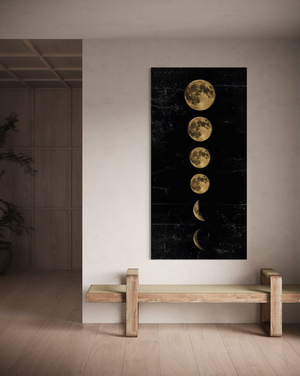 Stampa verticale con fasi lunari su sfondo scuro, lune dorate e luna crescente