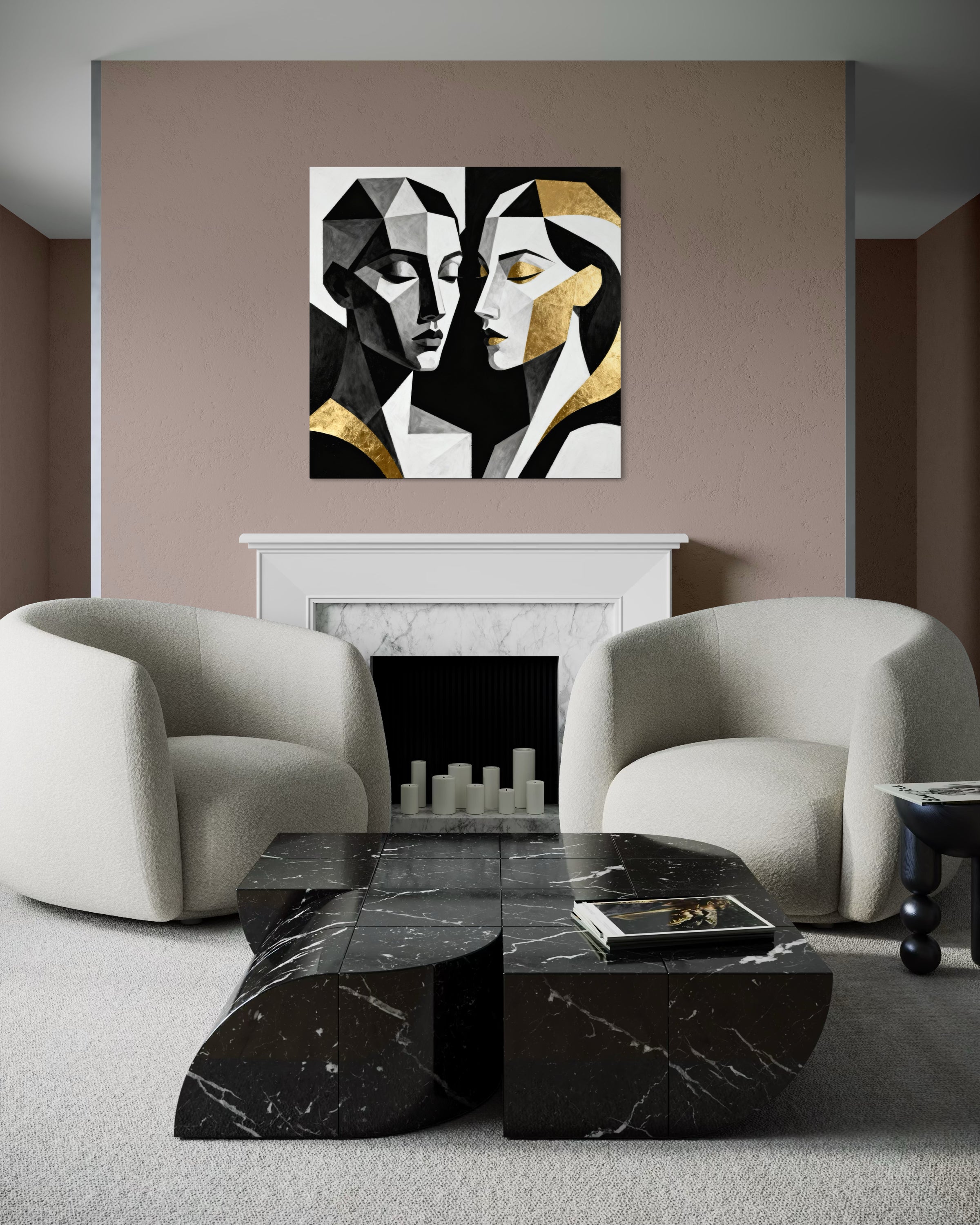 Quadro Confronto con due volti geometrici in bianco, nero e tocchi oro