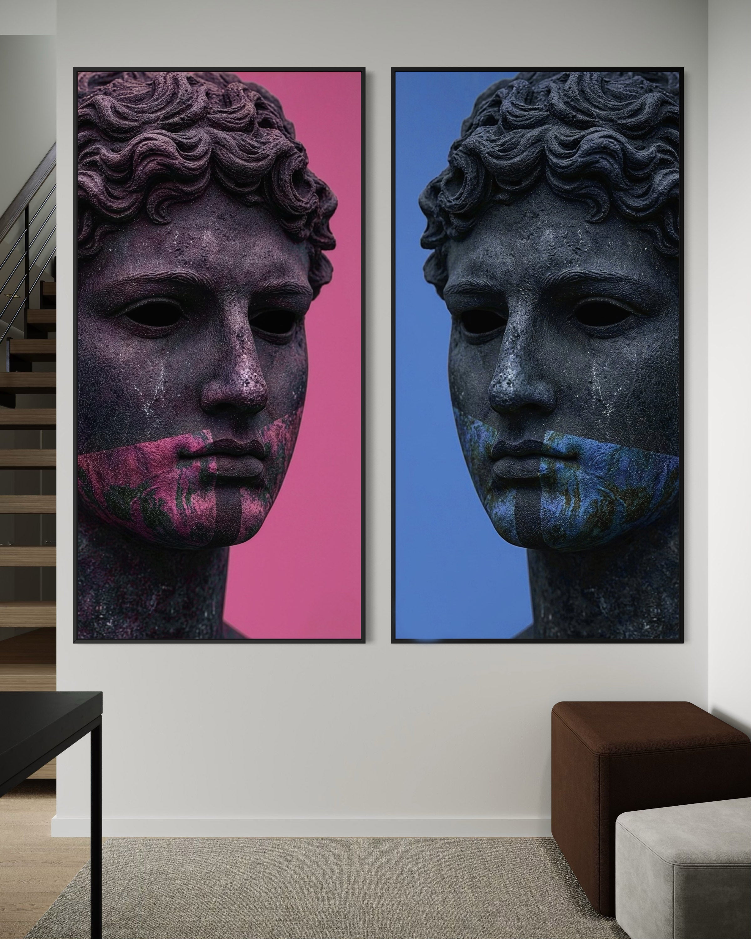Set di 2 stampe con busto classico in cornici, sfondi rosa e blu.