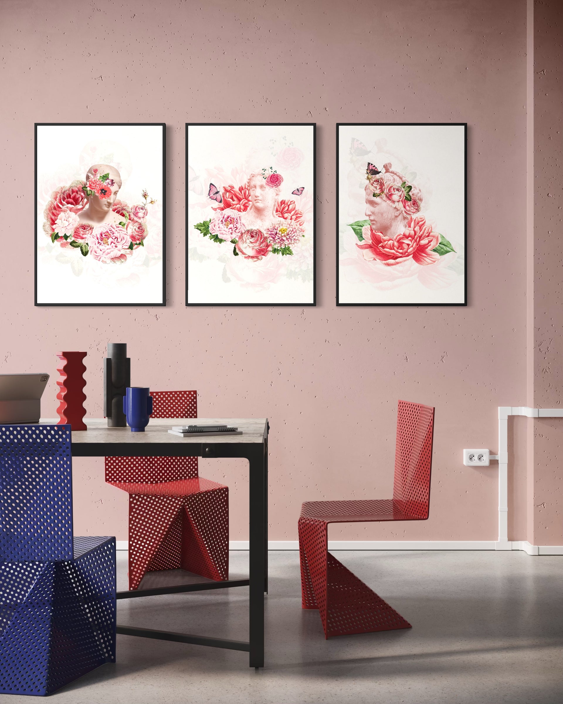 Metamorfosi di Venere: ritratto con fiori rosa e farfalle, cornice nera