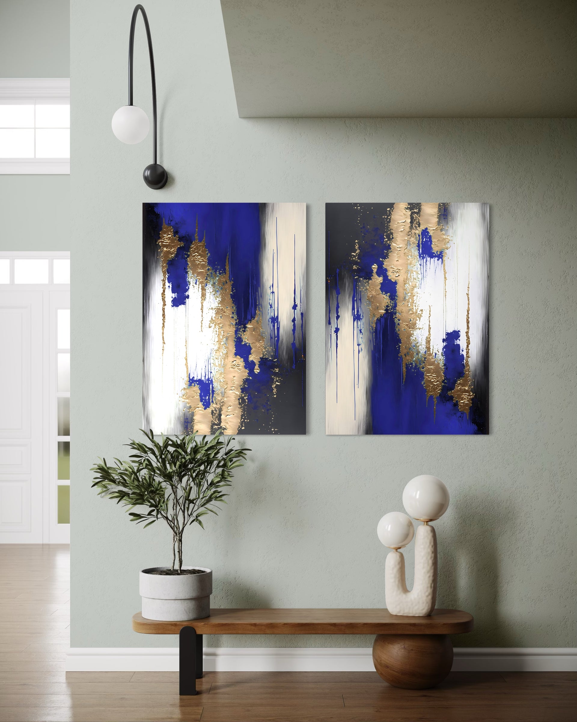 Passione elegante doppio: due quadri astratti oro e bianco con tocchi blu intenso