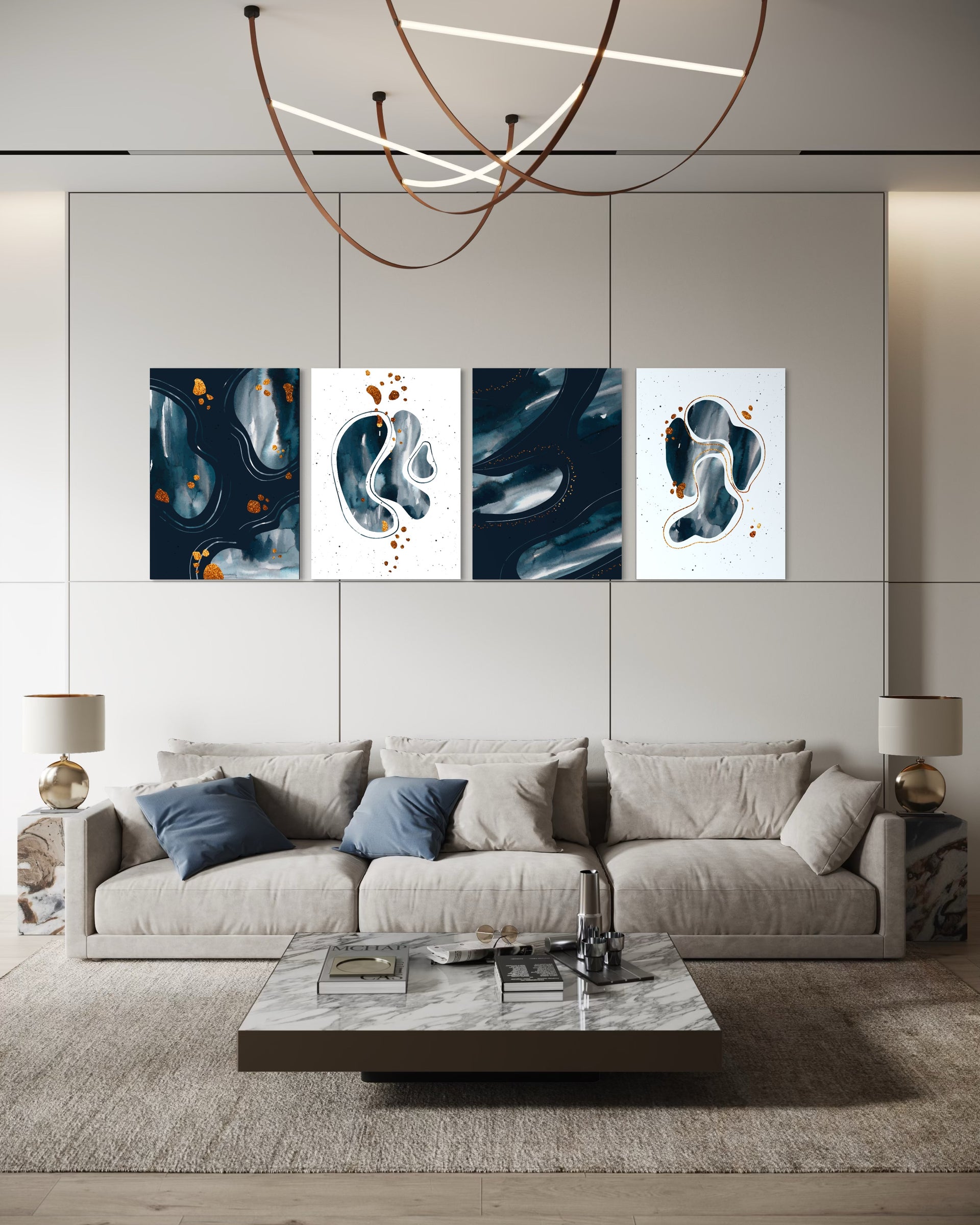 Quattro quadri astratti: blu e bianco con tocchi arancioni, cornici scure